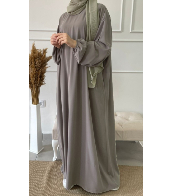 Ample abaya with pockets